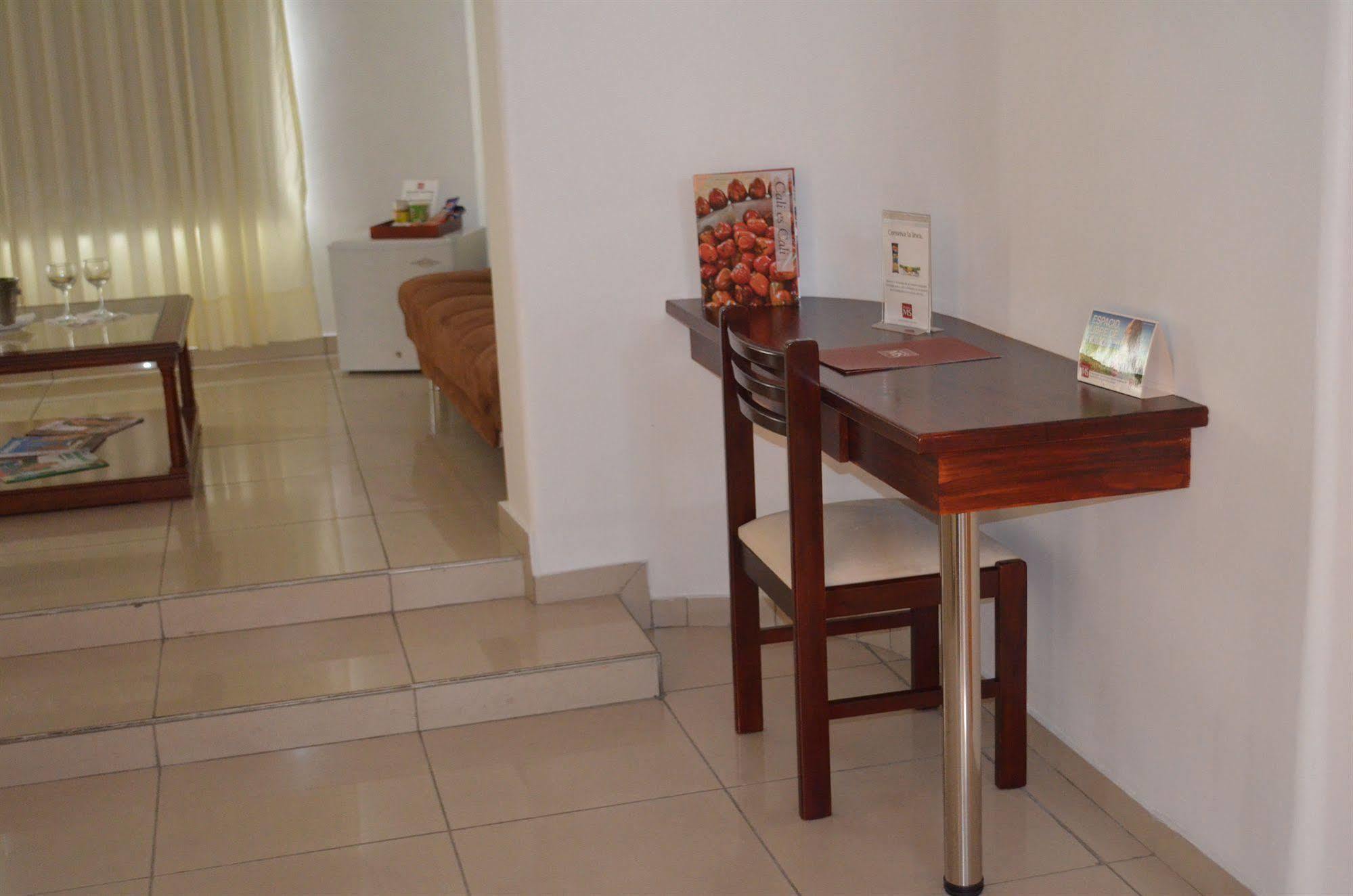 Basic Hotel Centenario By Hoteles Ms كالي المظهر الخارجي الصورة